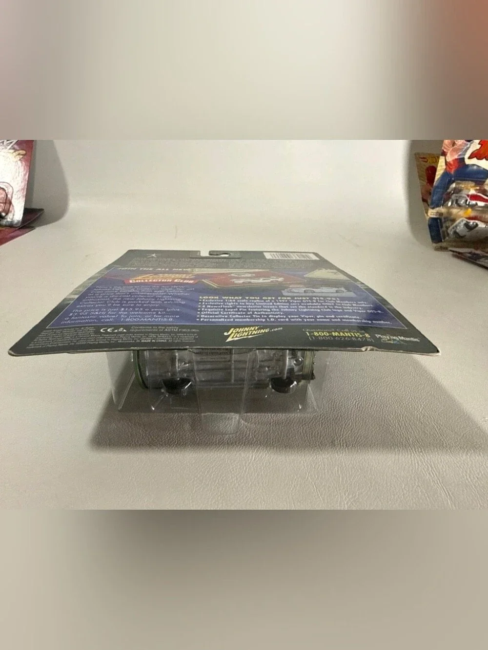 Johnny Lightning Book of Shadows Blair Witch 2 die-cast 2000 GMC 2500 NEW